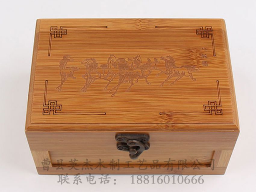 點擊查看詳細信息<br>標題：高檔竹木盒 閱讀次數(shù)：944