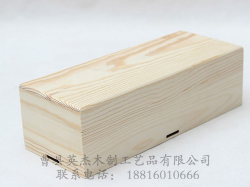 點擊查看詳細信息<br>標題：松木禮品盒可用繩子捆蝴蝶結 閱讀次數(shù)：941