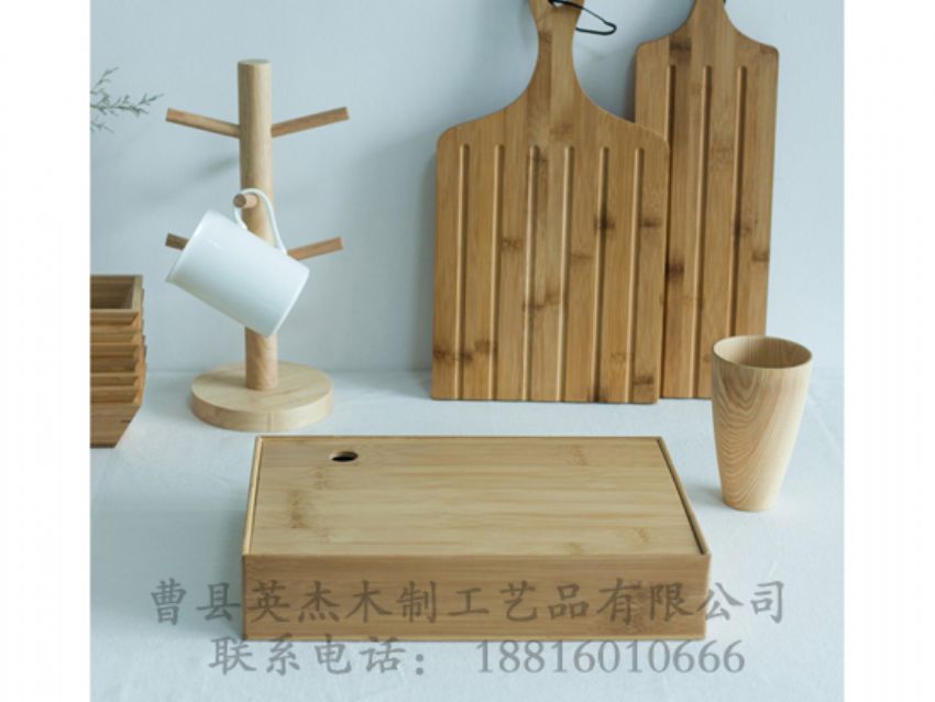 點(diǎn)擊查看詳細(xì)信息<br>標(biāo)題：竹木格子盒 閱讀次數(shù)：1125