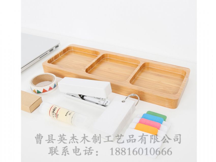 點(diǎn)擊查看詳細(xì)信息<br>標(biāo)題：竹木文具盒 閱讀次數(shù)：946