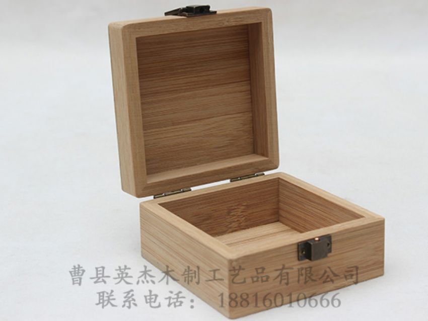 點(diǎn)擊查看詳細(xì)信息<br>標(biāo)題：原木色竹木木盒 閱讀次數(shù)：844