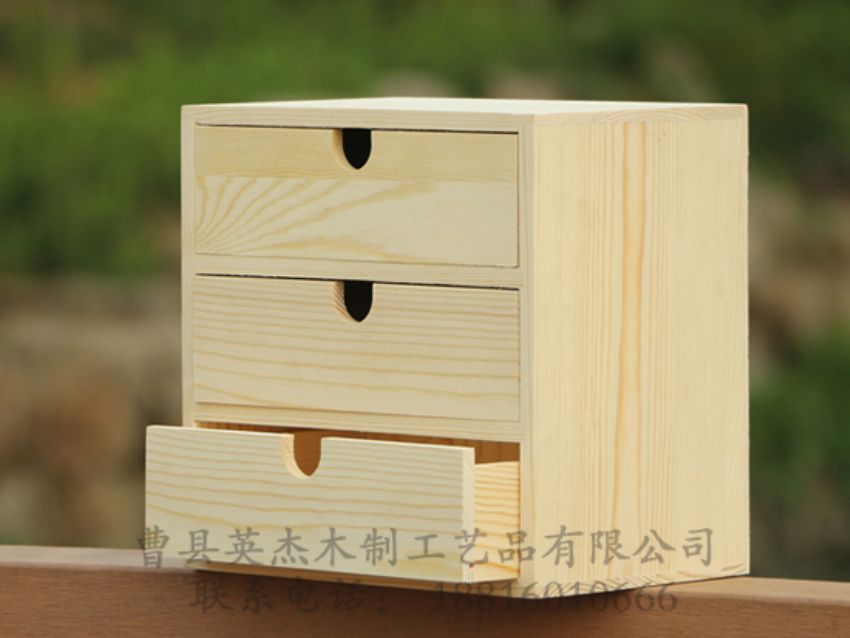 點擊查看詳細(xì)信息<br>標(biāo)題：松木3斗櫥子 閱讀次數(shù)：1164