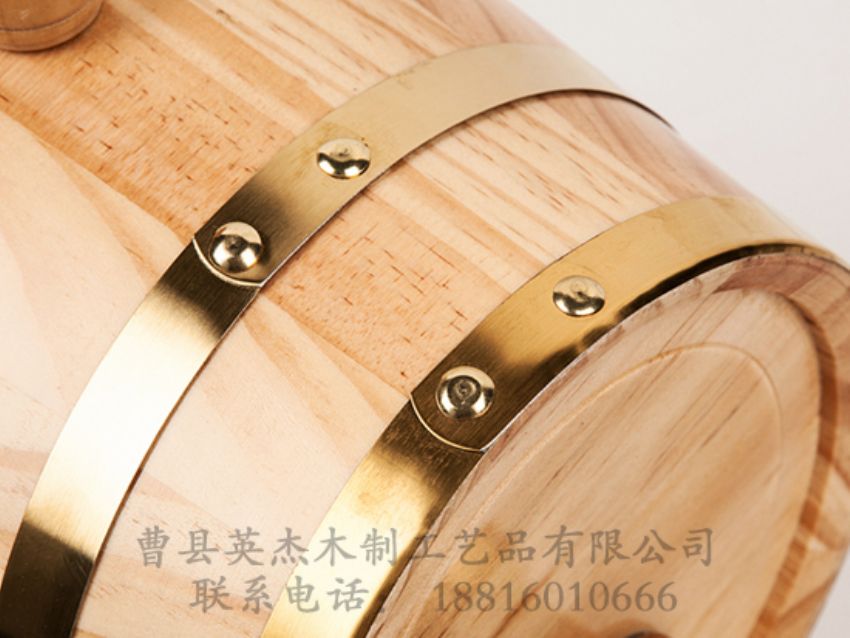 點(diǎn)擊查看詳細(xì)信息<br>標(biāo)題：木制酒桶 閱讀次數(shù)：973