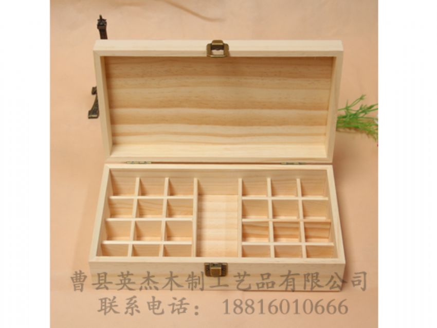 點(diǎn)擊查看詳細(xì)信息<br>標(biāo)題：竹木精油木盒 閱讀次數(shù)：952