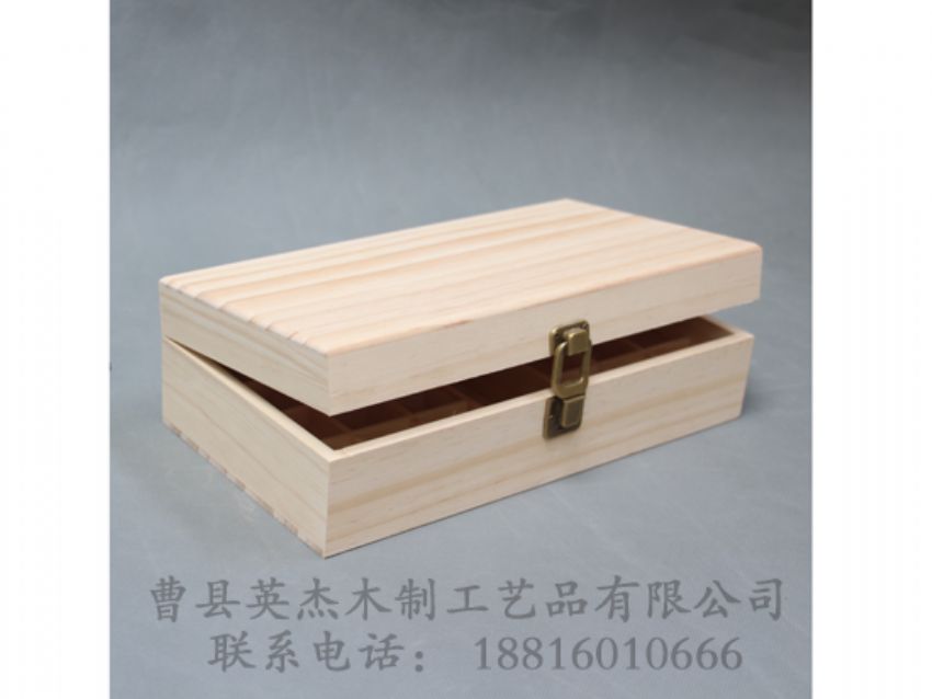 點(diǎn)擊查看詳細(xì)信息<br>標(biāo)題：高檔精油木盒 閱讀次數(shù)：2535