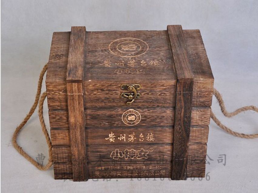 點(diǎn)擊查看詳細(xì)信息<br>標(biāo)題：木制白酒盒 閱讀次數(shù)：957