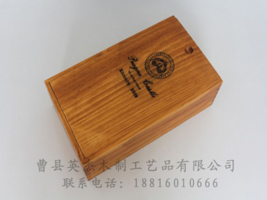 點擊查看詳細信息<br>標(biāo)題：木制紅酒盒 閱讀次數(shù)：823