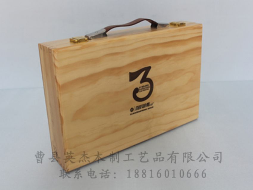 點擊查看詳細信息<br>標(biāo)題：木制紅酒盒 閱讀次數(shù)：848