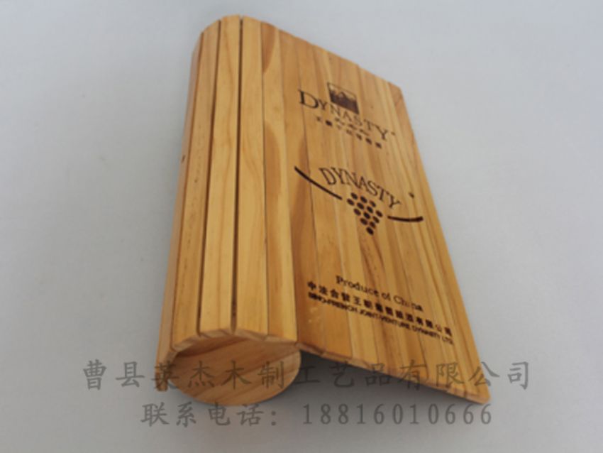 點擊查看詳細信息<br>標(biāo)題：木制紅酒盒 閱讀次數(shù)：826
