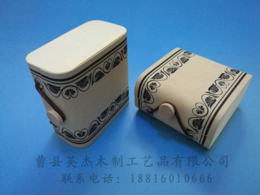 點(diǎn)擊查看詳細(xì)信息<br>標(biāo)題：樺木樹(shù)皮盒 閱讀次數(shù)：1164