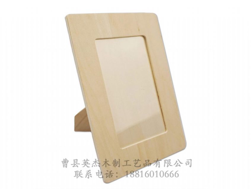 點擊查看詳細信息<br>標題：實木相框 閱讀次數(shù)：822
