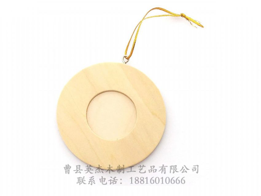 點擊查看詳細信息<br>標題：實木相框 閱讀次數(shù)：822