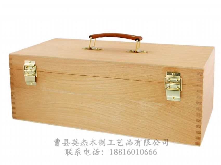點(diǎn)擊查看詳細(xì)信息<br>標(biāo)題：木制文具包裝盒 閱讀次數(shù)：689