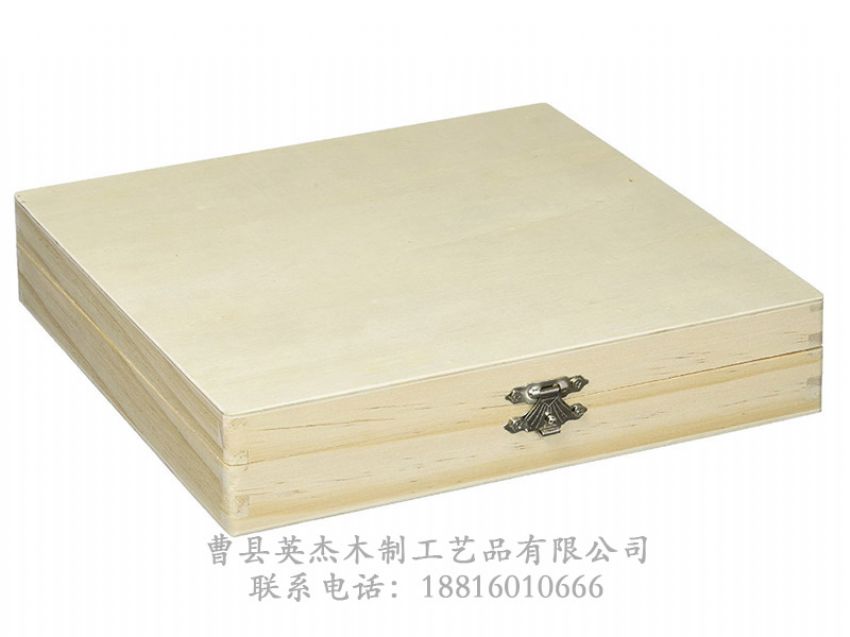 點擊查看詳細信息<br>標題：木制文具包裝盒 閱讀次數(shù)：786