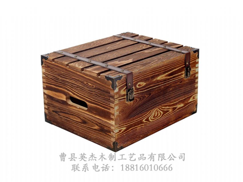 點(diǎn)擊查看詳細(xì)信息<br>標(biāo)題：木制酒盒 閱讀次數(shù)：975