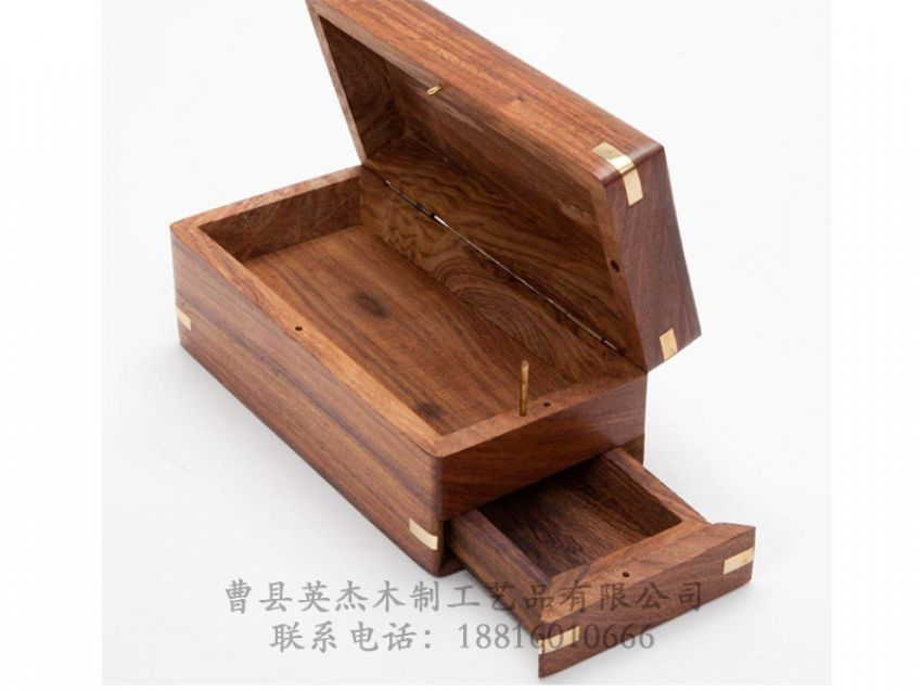 點(diǎn)擊查看詳細(xì)信息<br>標(biāo)題：木制收納盒 首飾盒 閱讀次數(shù)：719