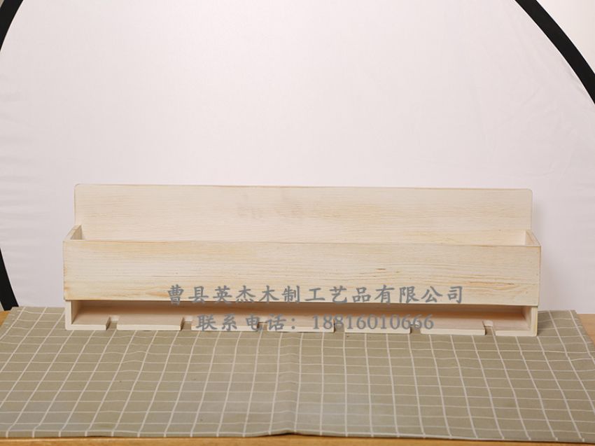 點(diǎn)擊查看詳細(xì)信息<br>標(biāo)題：掛墻木架 閱讀次數(shù)：312