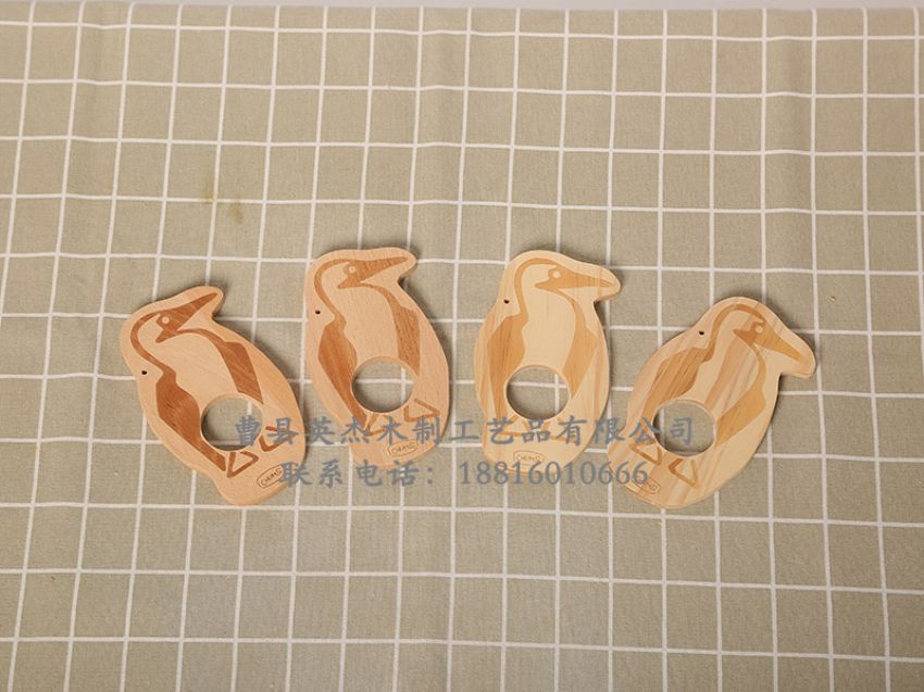 點擊查看詳細信息<br>標(biāo)題：動物形狀木板 閱讀次數(shù)：222